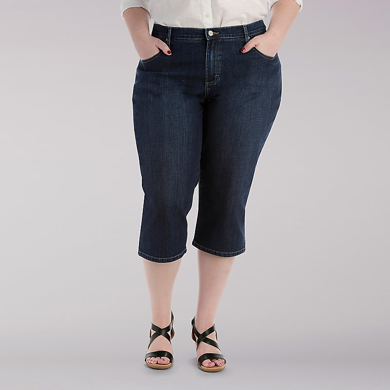 Lee Relaxed Fit Capri - Plus