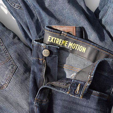 HOW TO WASH YOUR JEANS
