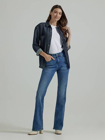 Women's Ultra Lux Comfort with Flex Motion Bootcut Jean