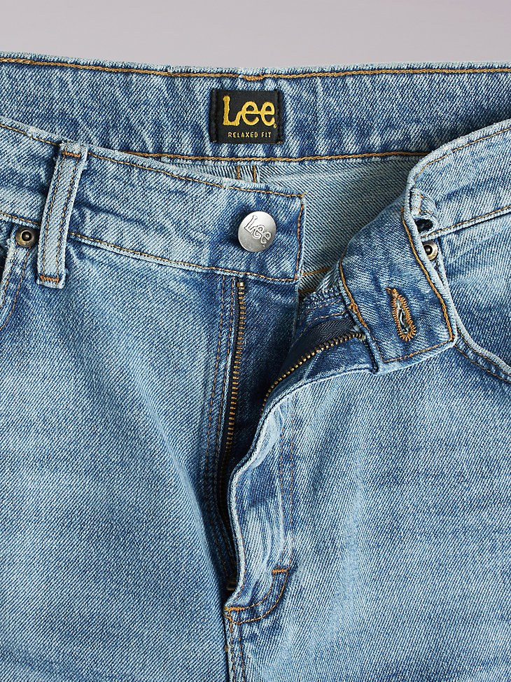 MEN'S LEGENDARY RELAXED STRAIGHT JEAN IN ICEY BLUE