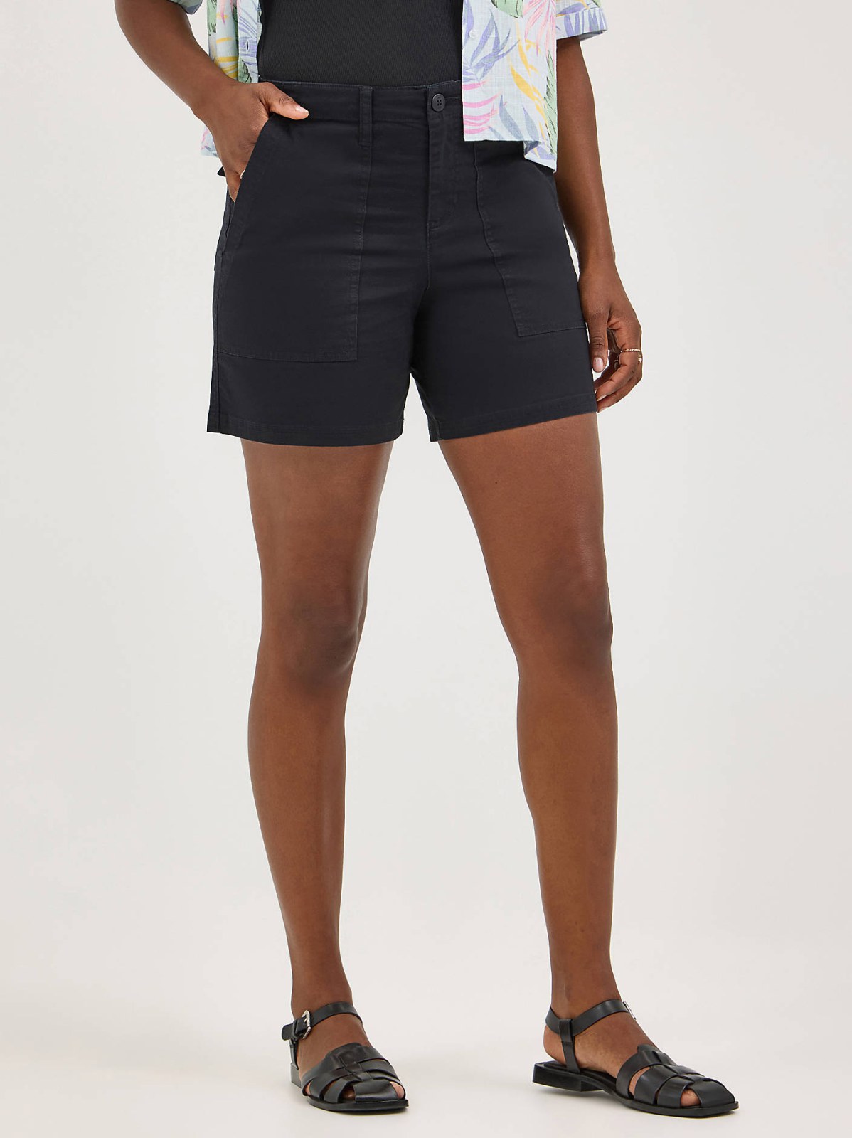 Women's Legendary Utility Short - view 2
