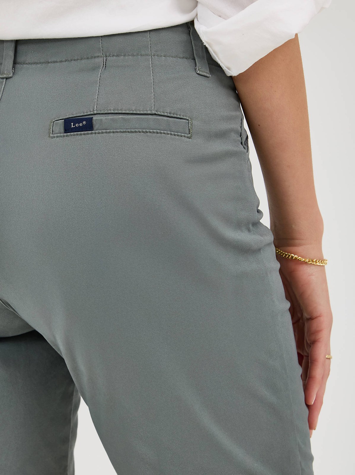 Women's Legendary Chino Bermuda - view 5