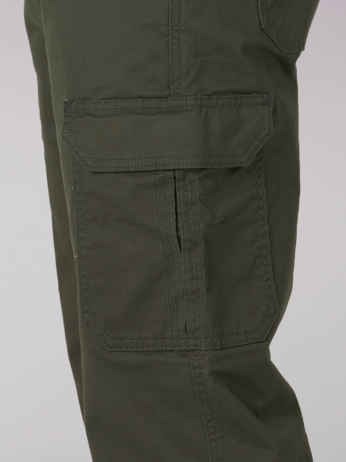 Men's Extreme Motion Cargo Twill Pant - view 5