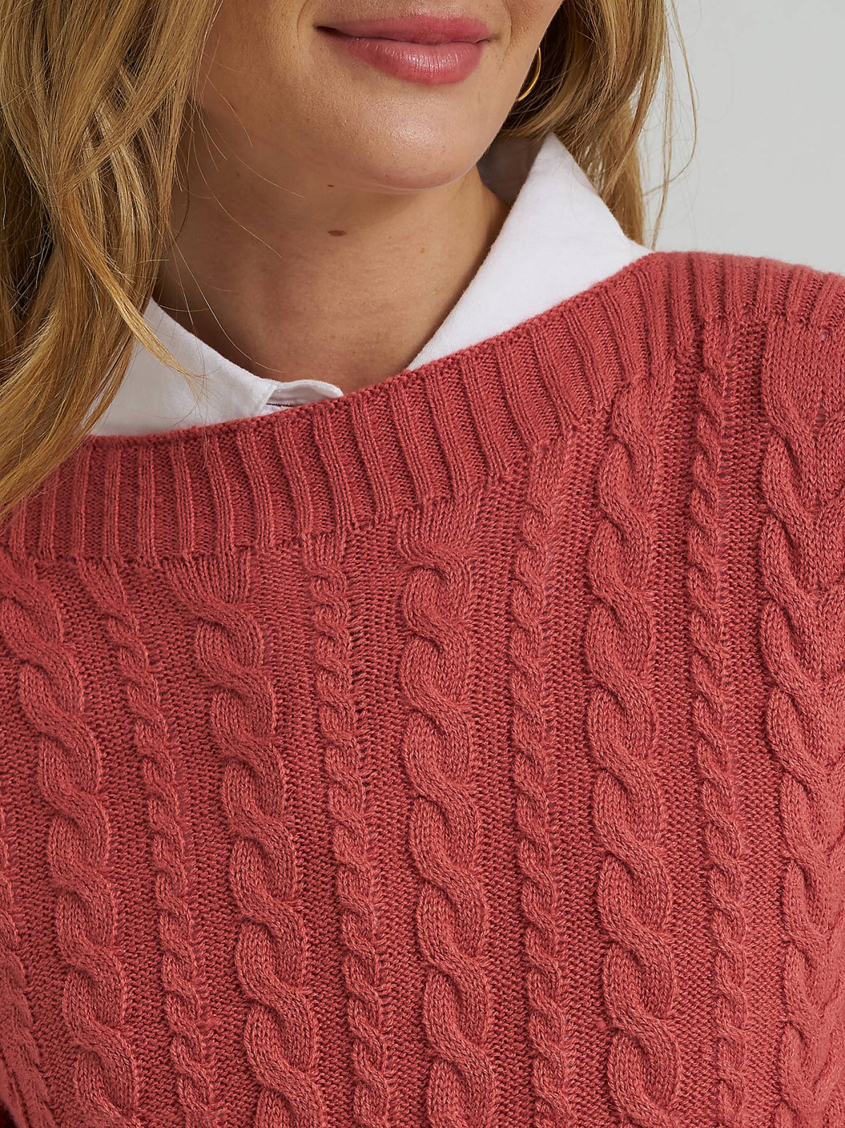 Women's Curved Hem Cable Knit Sweater - view 3