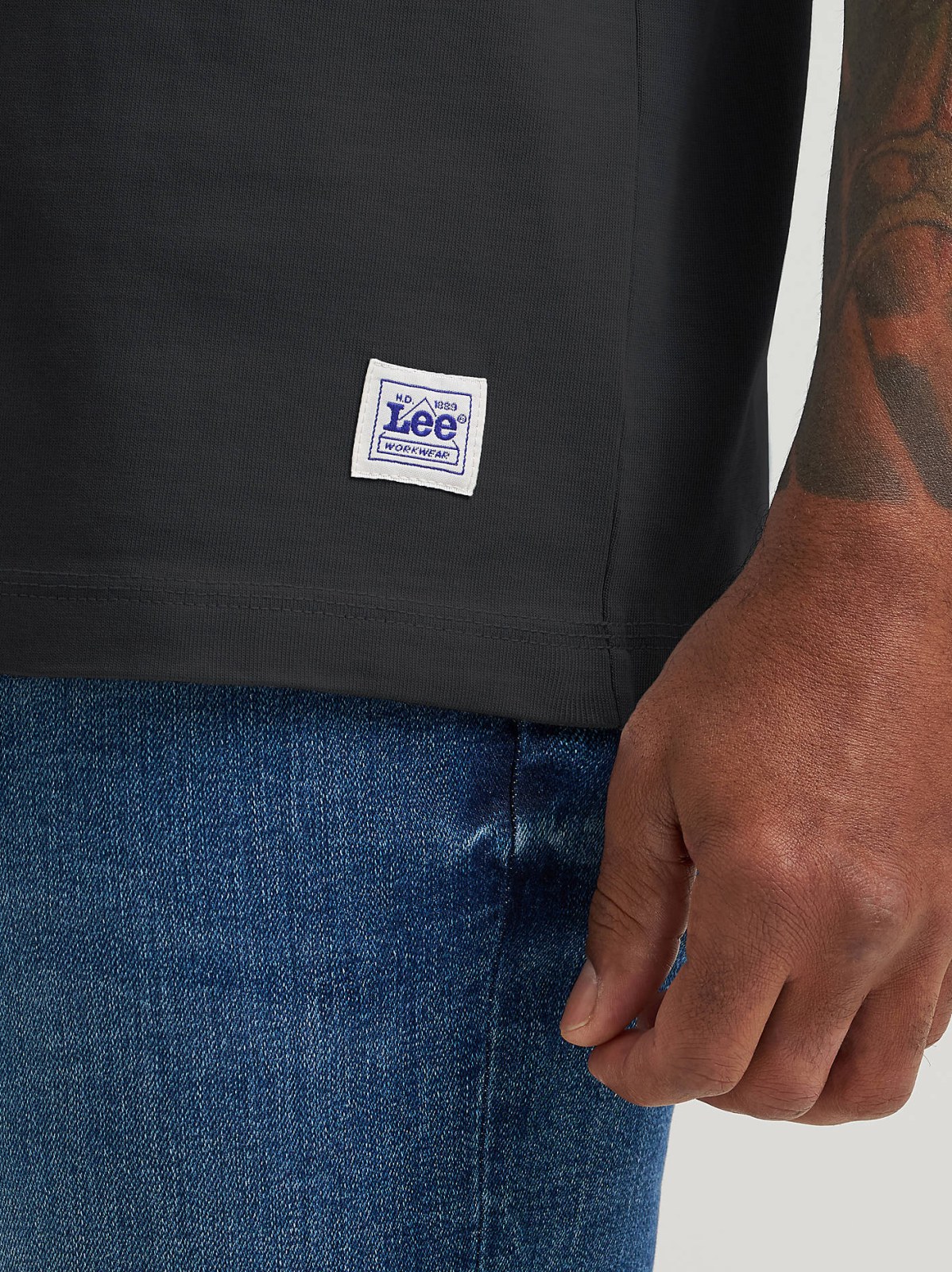 Men's Relaxed Fit Heavyweight Pocket Tee - view 4