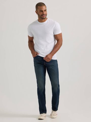 Men's Extreme Motion Relaxed Straight Jean