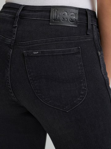 Women's Ever Fit® Slim Straight Rider™ Jean