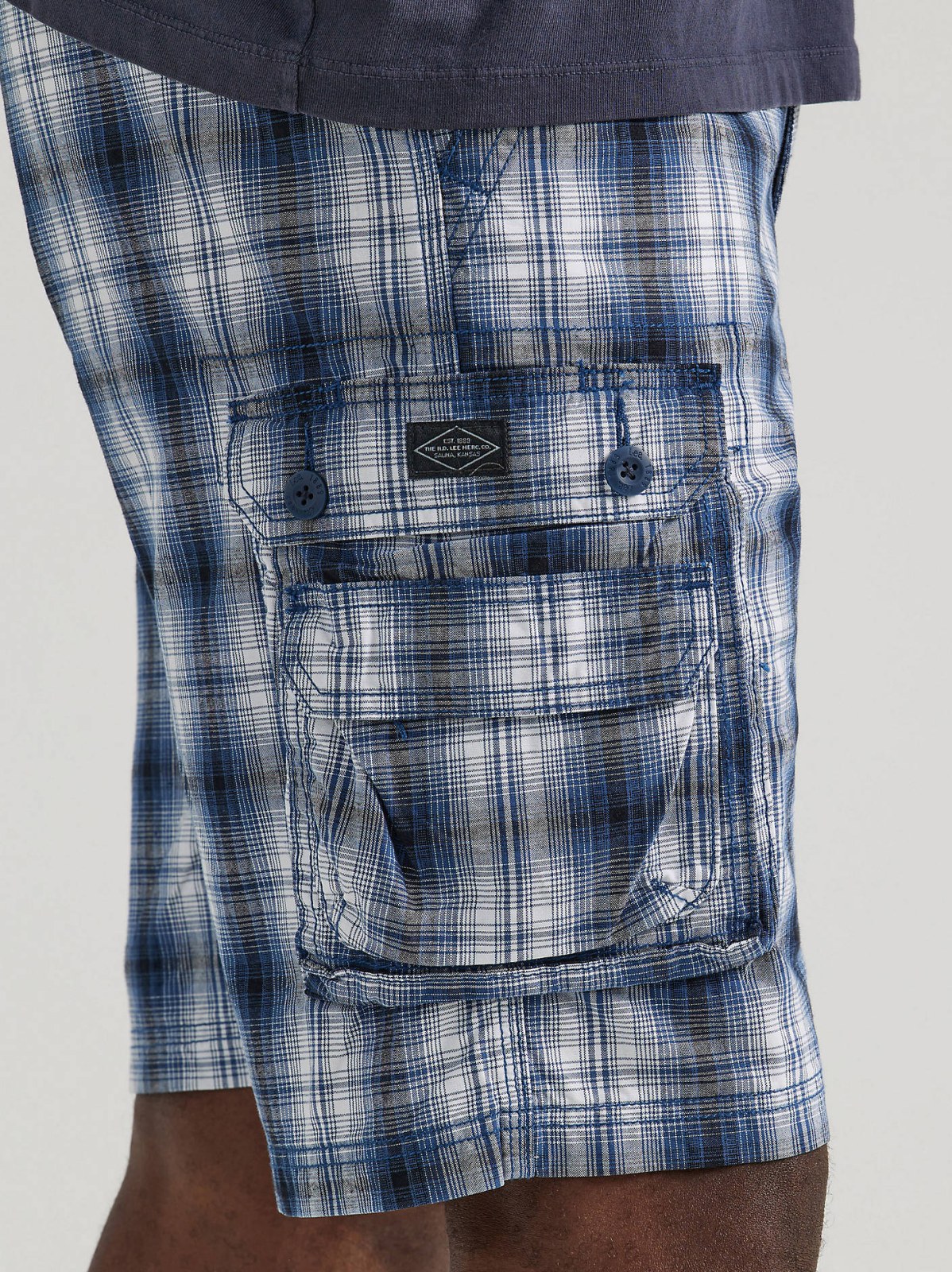 Men's Legendary Wyoming Cargo Short - view 5