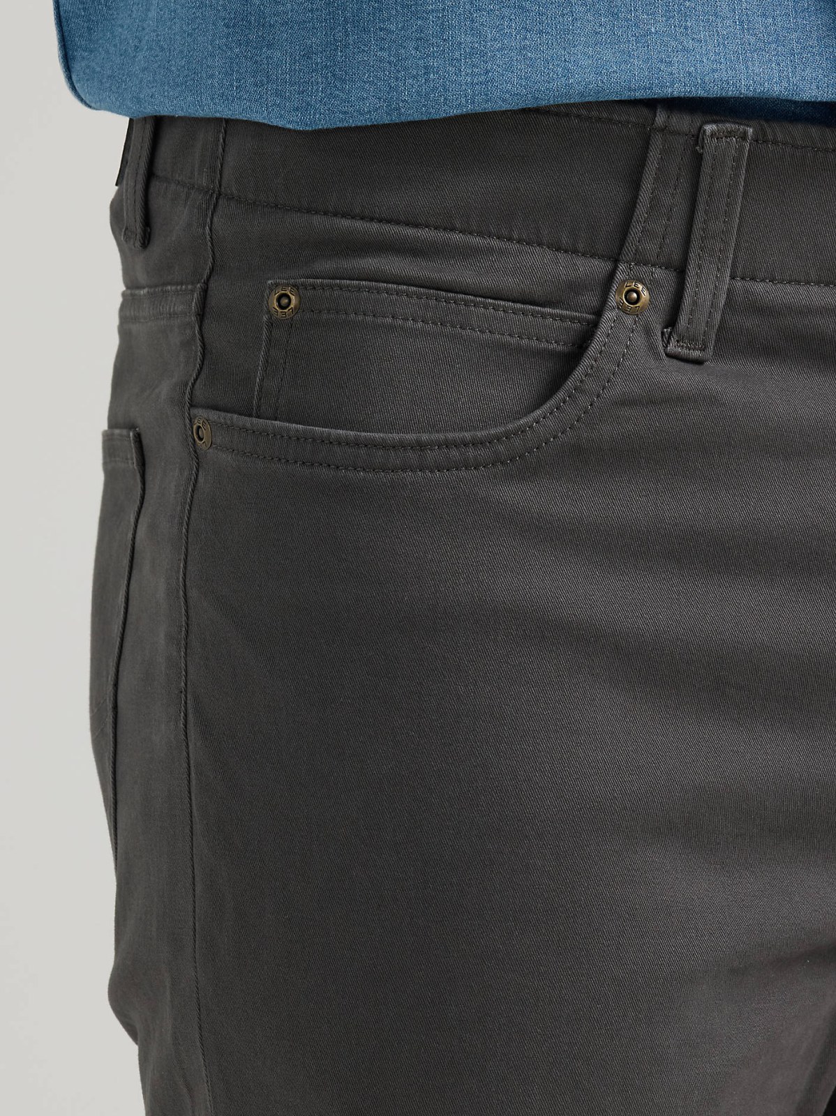 Men's Extreme Motion Relaxed Straight Twill Jean - view 6