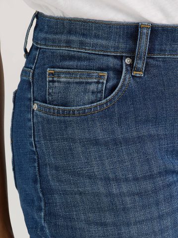 Women’s Stretch Relaxed Fit Straight Leg Jean