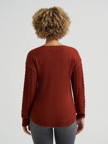 Women's Curved Hem Cable Knit Sweater — alternate view