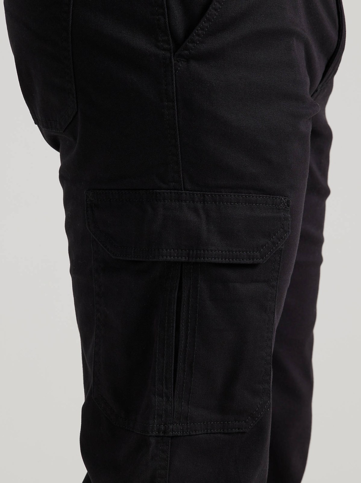 Men's Extreme Motion MVP Straight Fit Cargo Pant - view 6