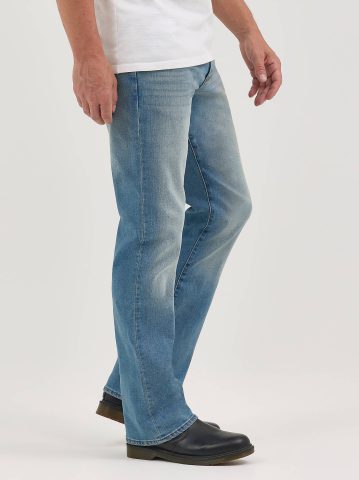 Men's Extreme Motion MVP Regular Bootcut Jean