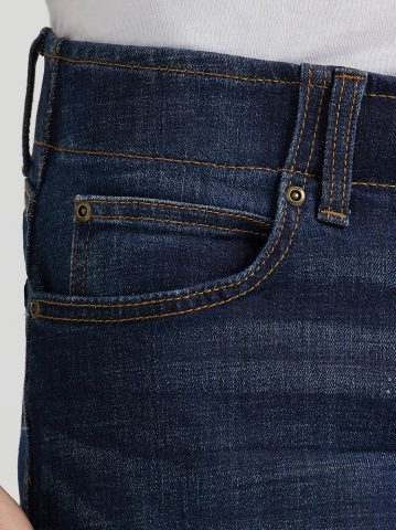 Men's Extreme Motion MVP Slim Straight Jean