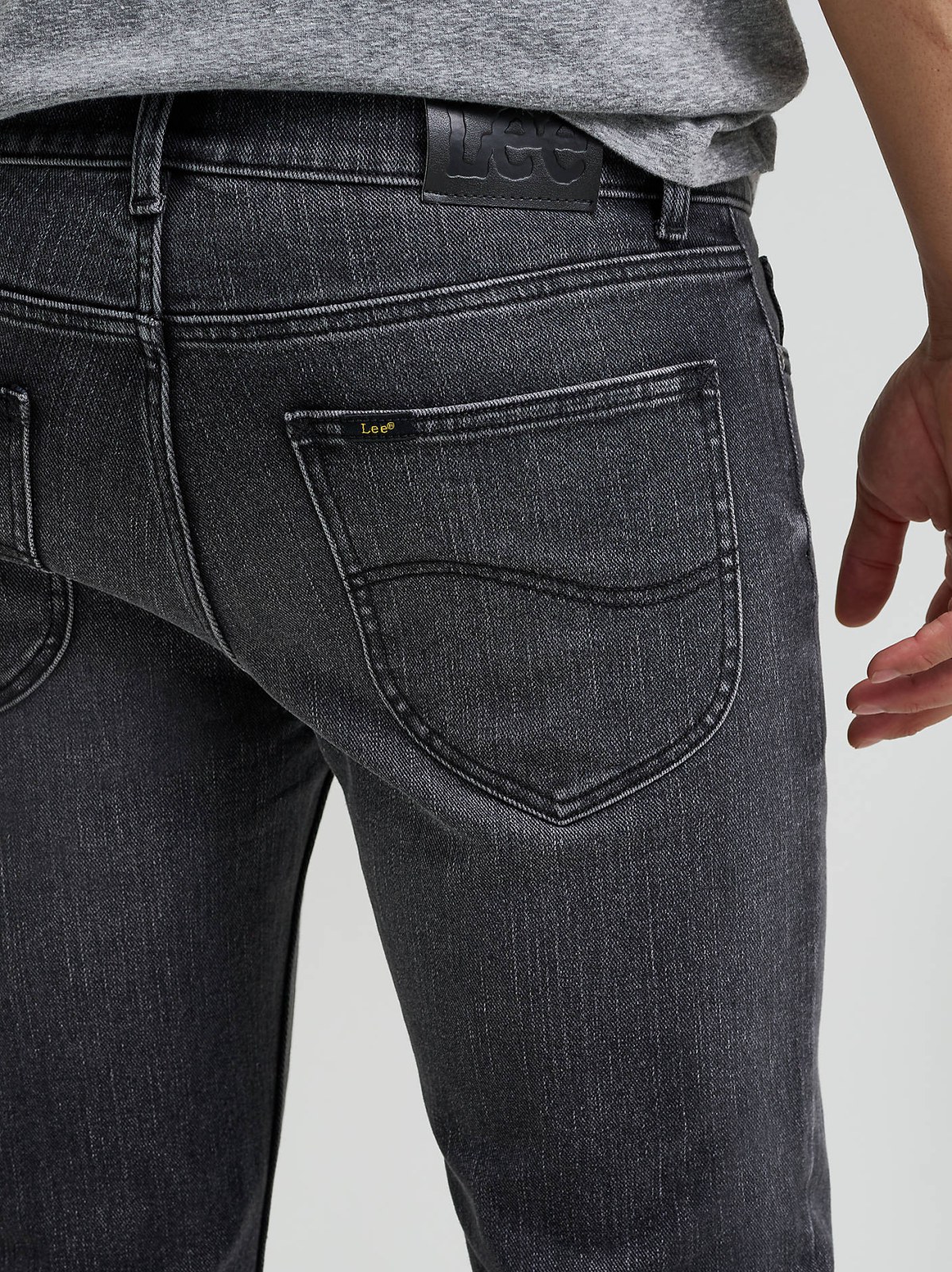 Men's Heritage Denim MVP Slim Straight Jean - view 4