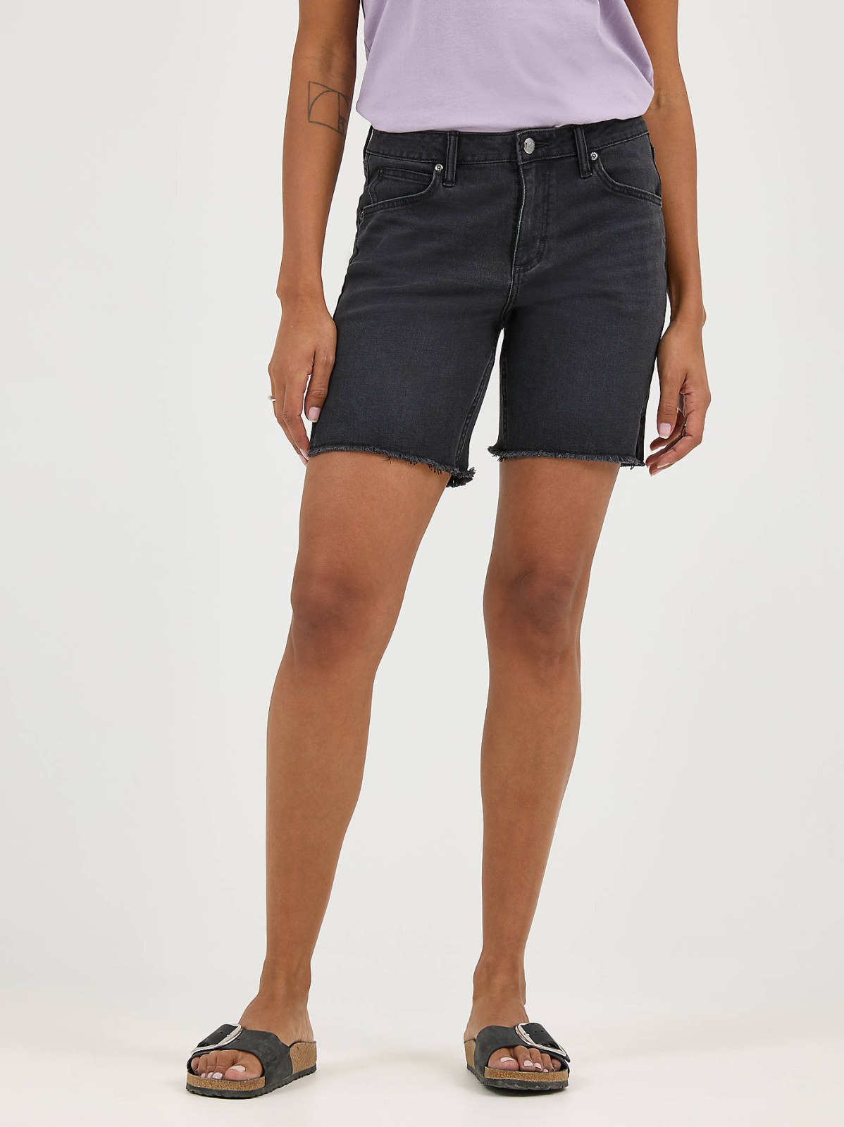 Women's Legendary Frayed Hem Side Slit Short - view 2