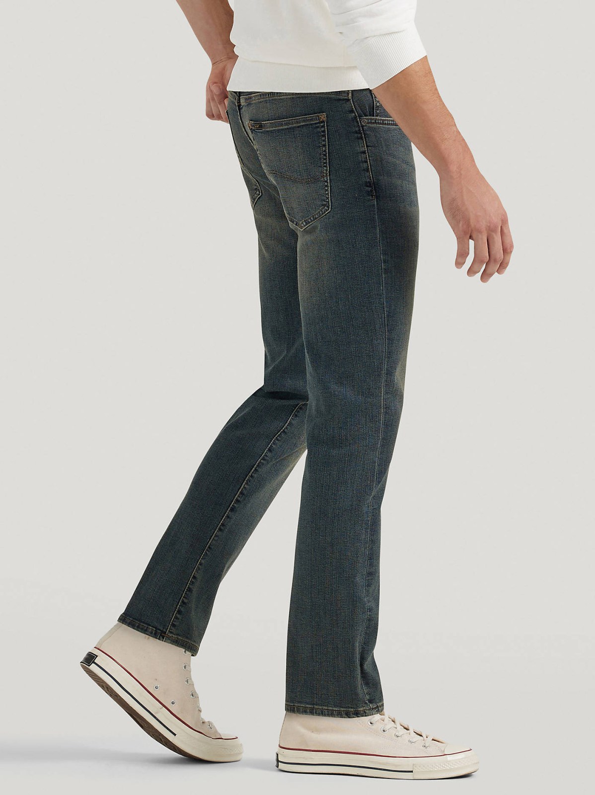 Men's Extreme Motion Straight Fit Tapered Leg Jean - view 5