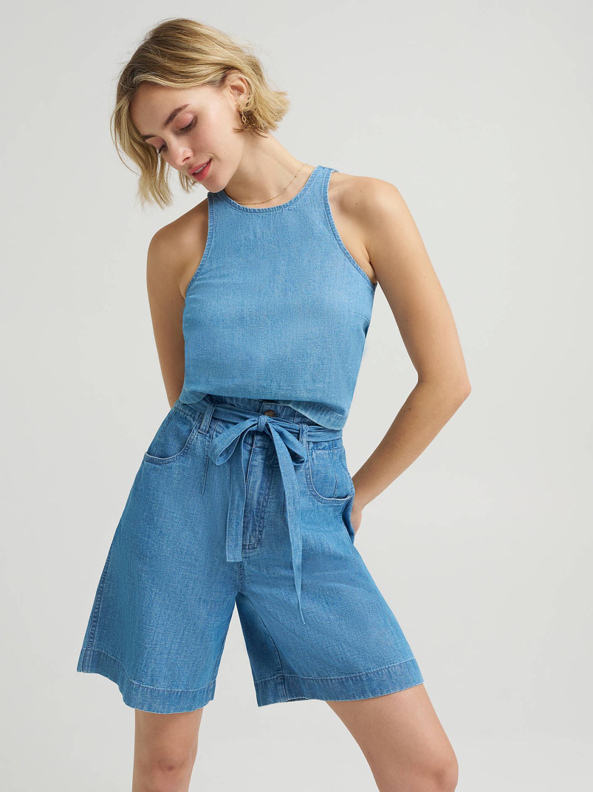 Women's High Rise Pleated Linen Bermuda - view 7