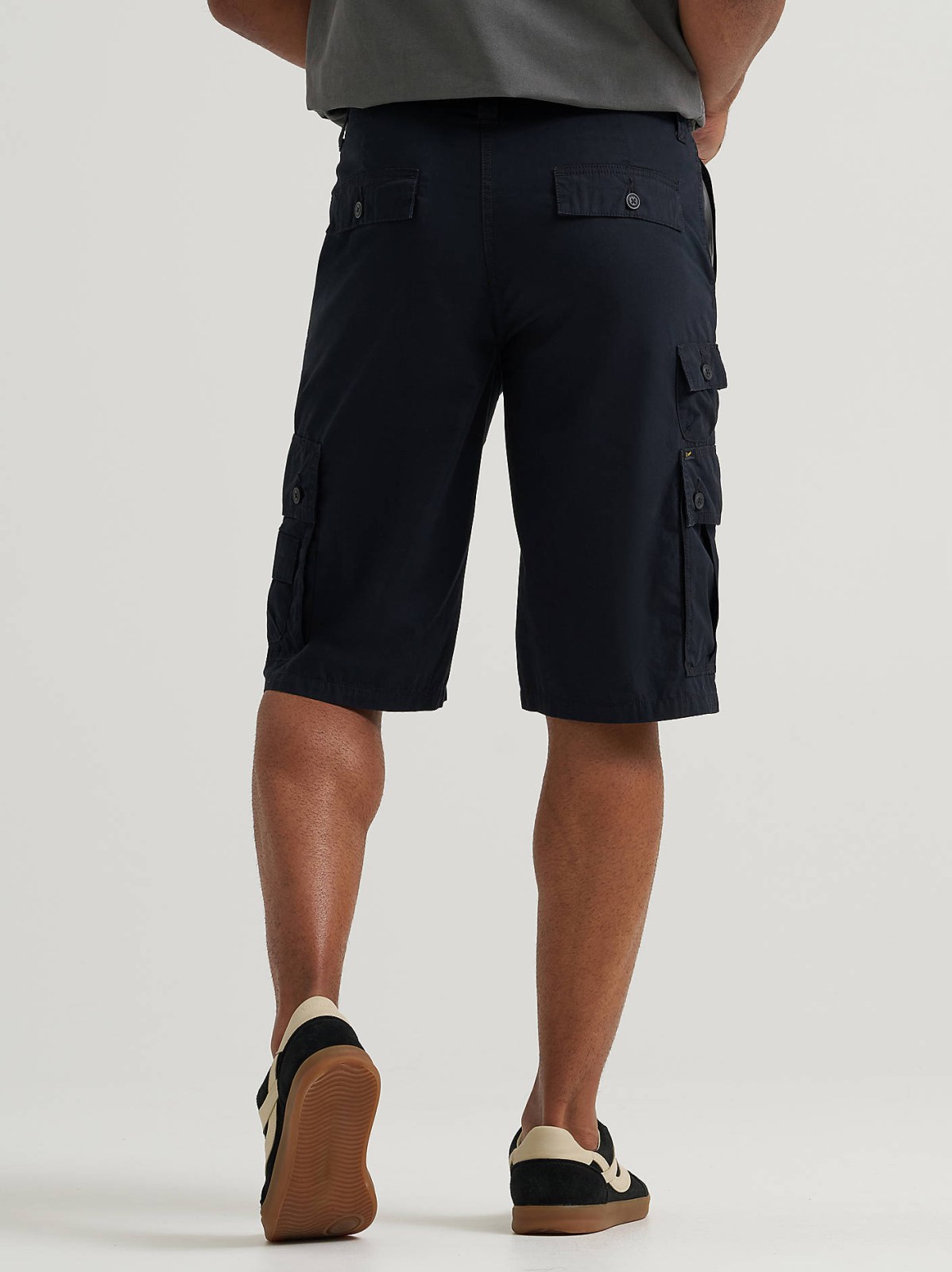 Men's Legendary Loose Nomad Cargo Short - view 3