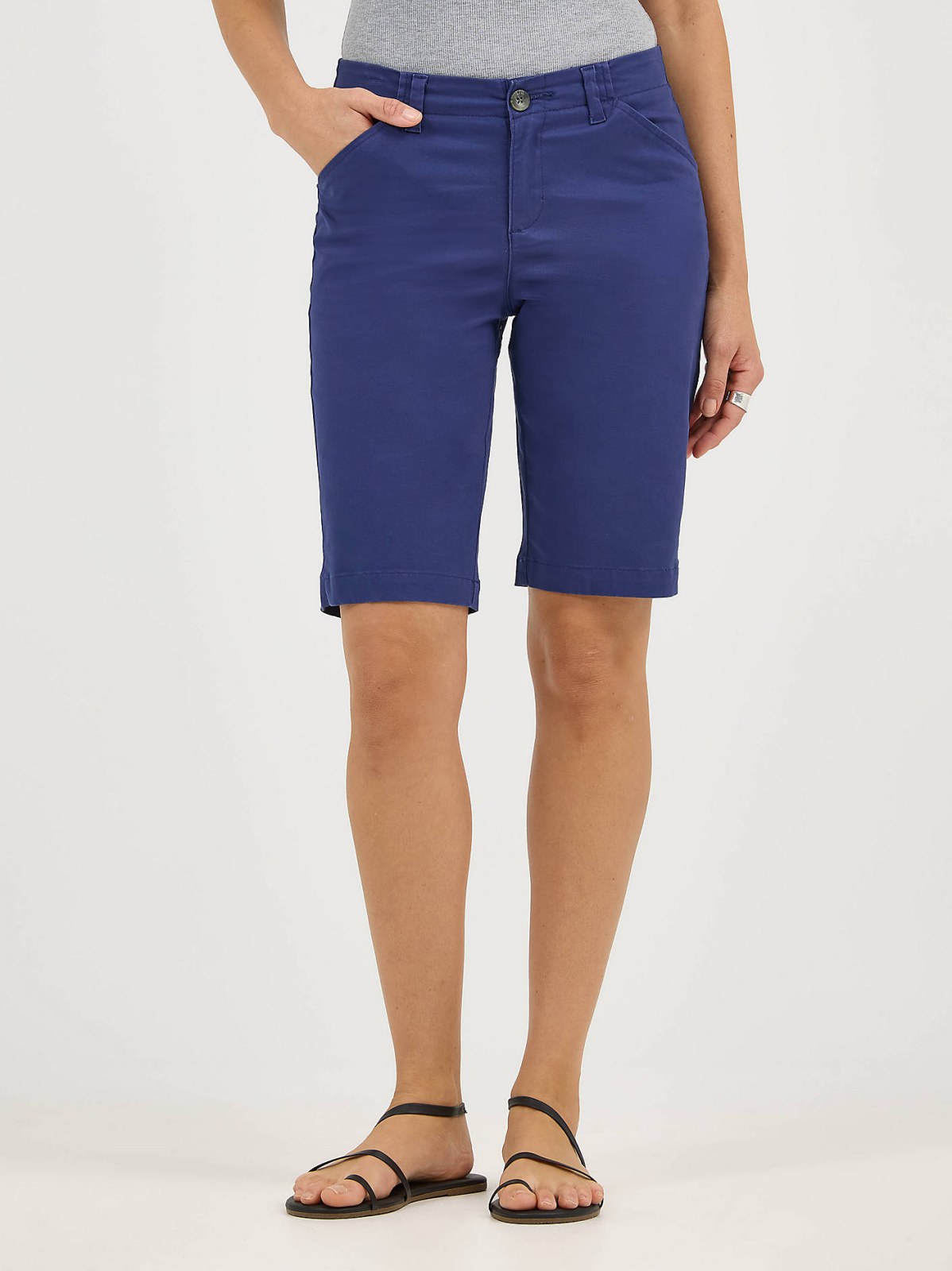 Women's Legendary Chino Bermuda - view 2