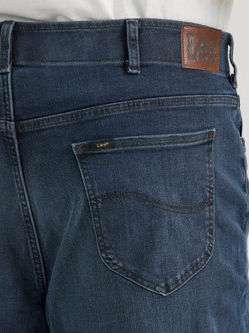 Men's Extreme Motion MVP Relaxed Straight Jean (Big & Tall)