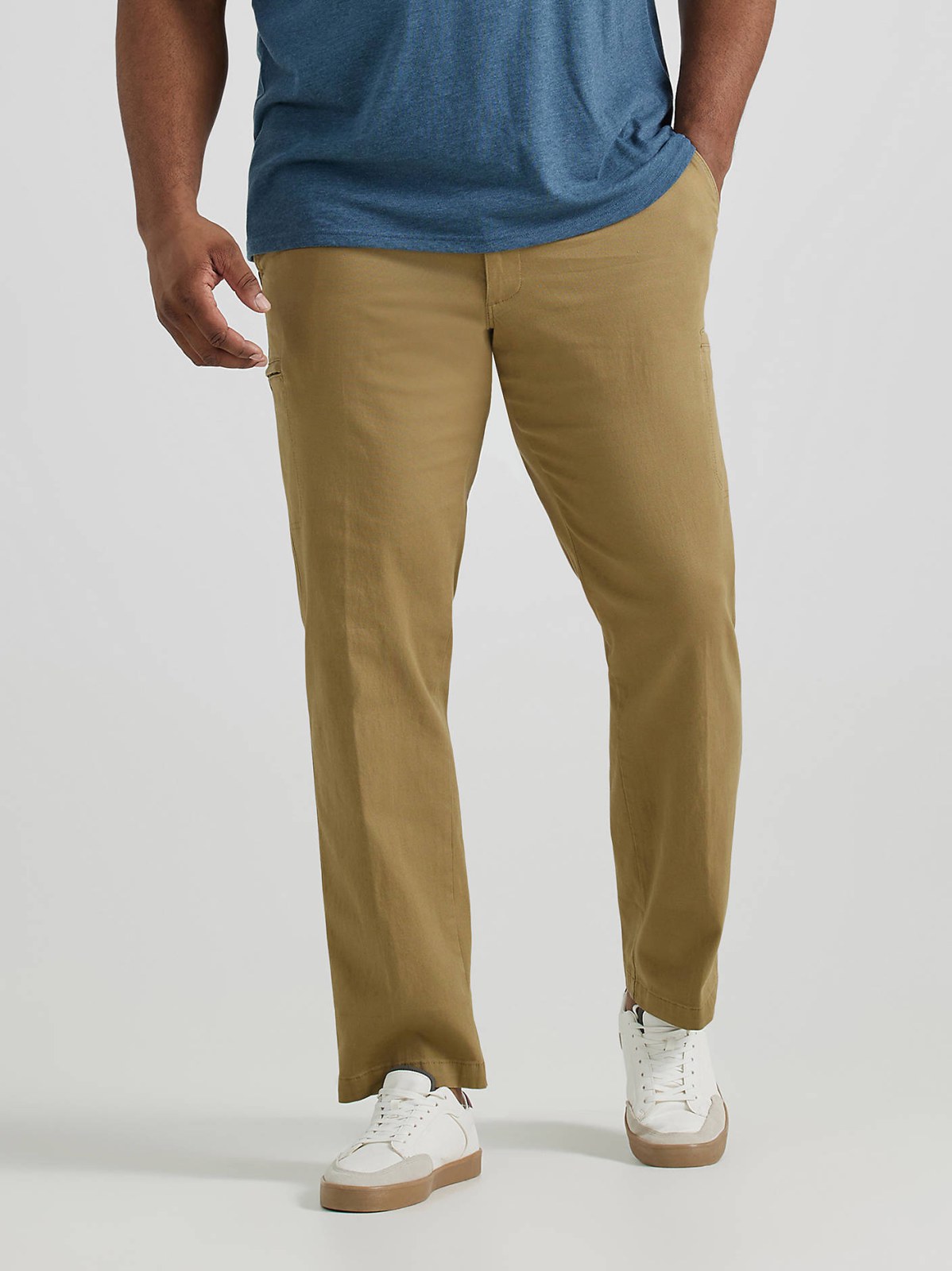 Men's Extreme Motion Straight Fit Cargo Pant (Big & Tall) - view 2