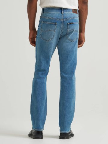 Men's Extreme Motion Slim Bootcut Jean