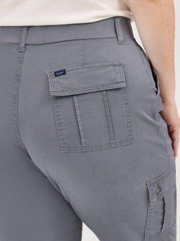 Women's Ultra Lux Comfort with Flex-To-Go Relaxed Fit Cargo Capri (Plus)
