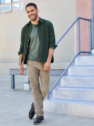 Men's Extreme Motion Corduroy Straight Taper Pant