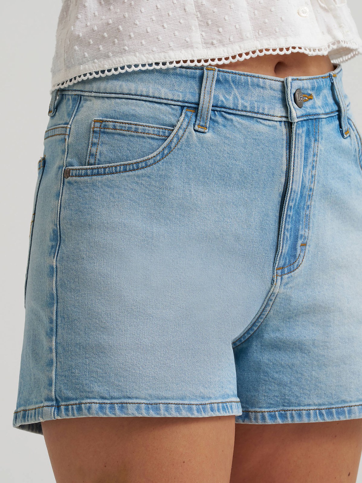 Women's Loose Classic Denim Short - view 6