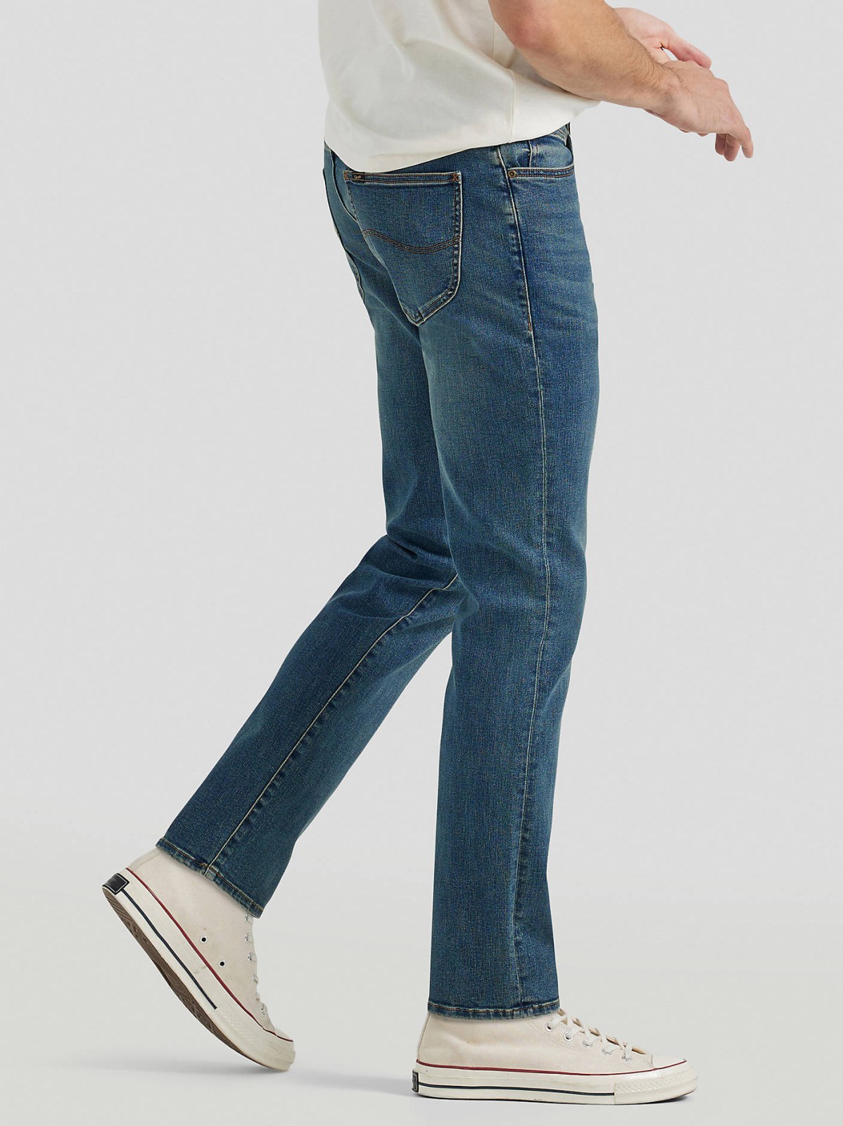 Men's Extreme Motion Straight Fit Tapered Leg Jean - view 4