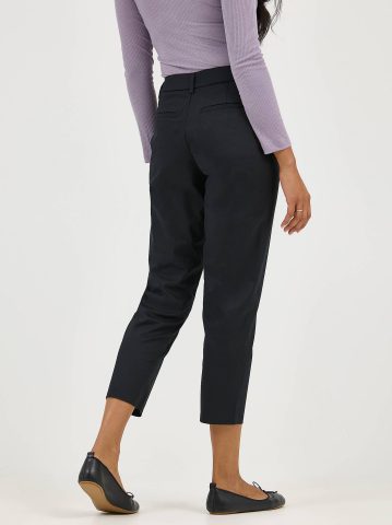 Women's Wrinkle Free Capri