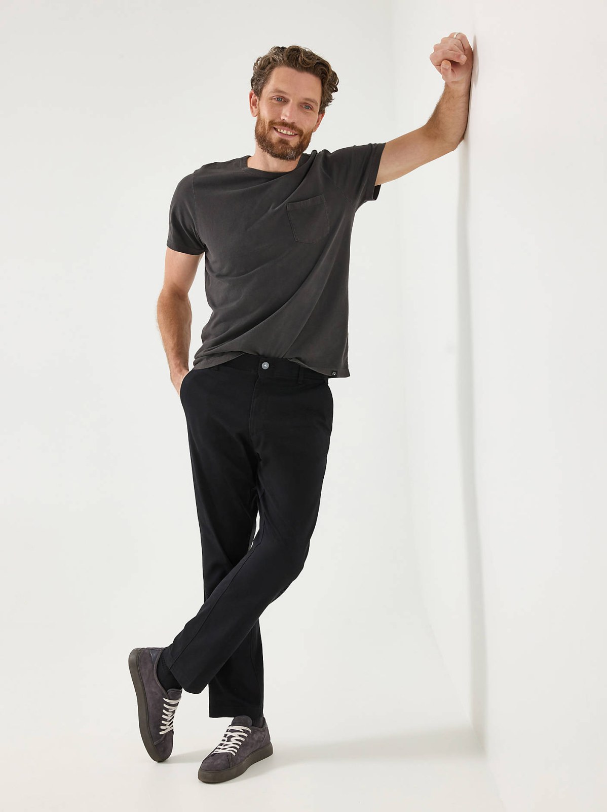 Men's Extreme Motion Relaxed Fit Khaki Pant - view 6