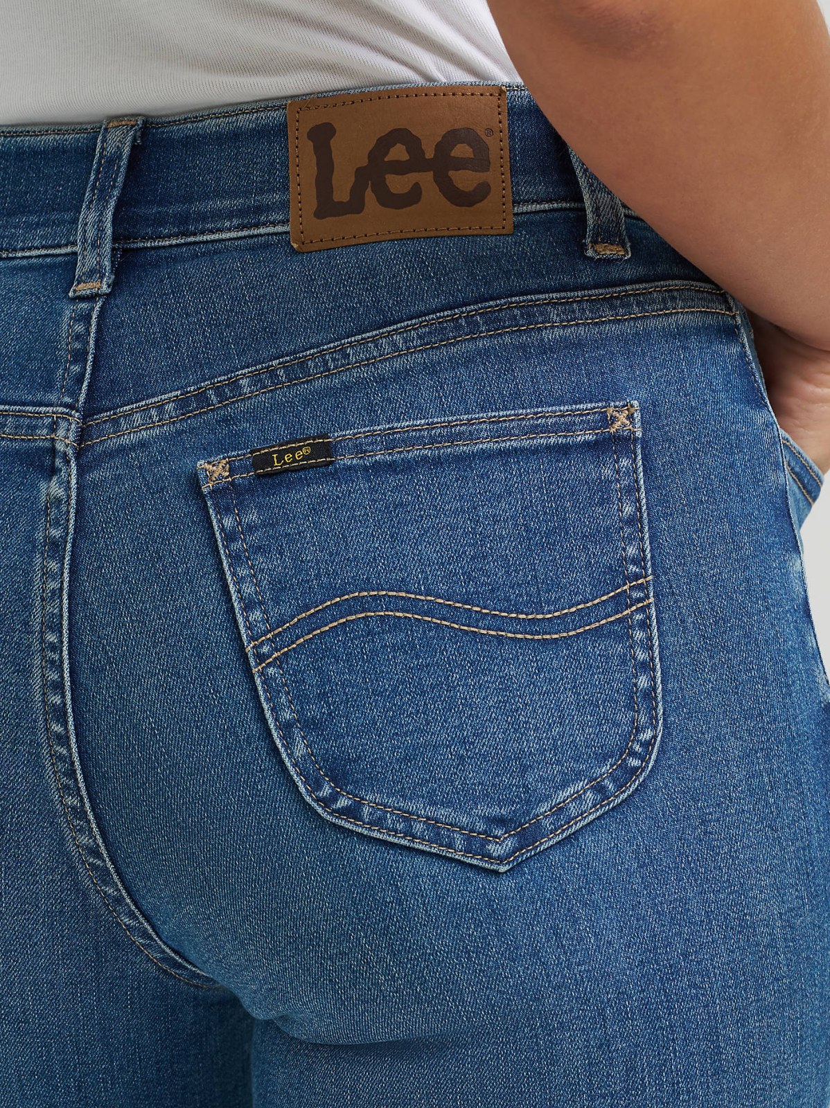 Women's Ultra Lux Comfort with Flex Motion Straight Jean - view 5