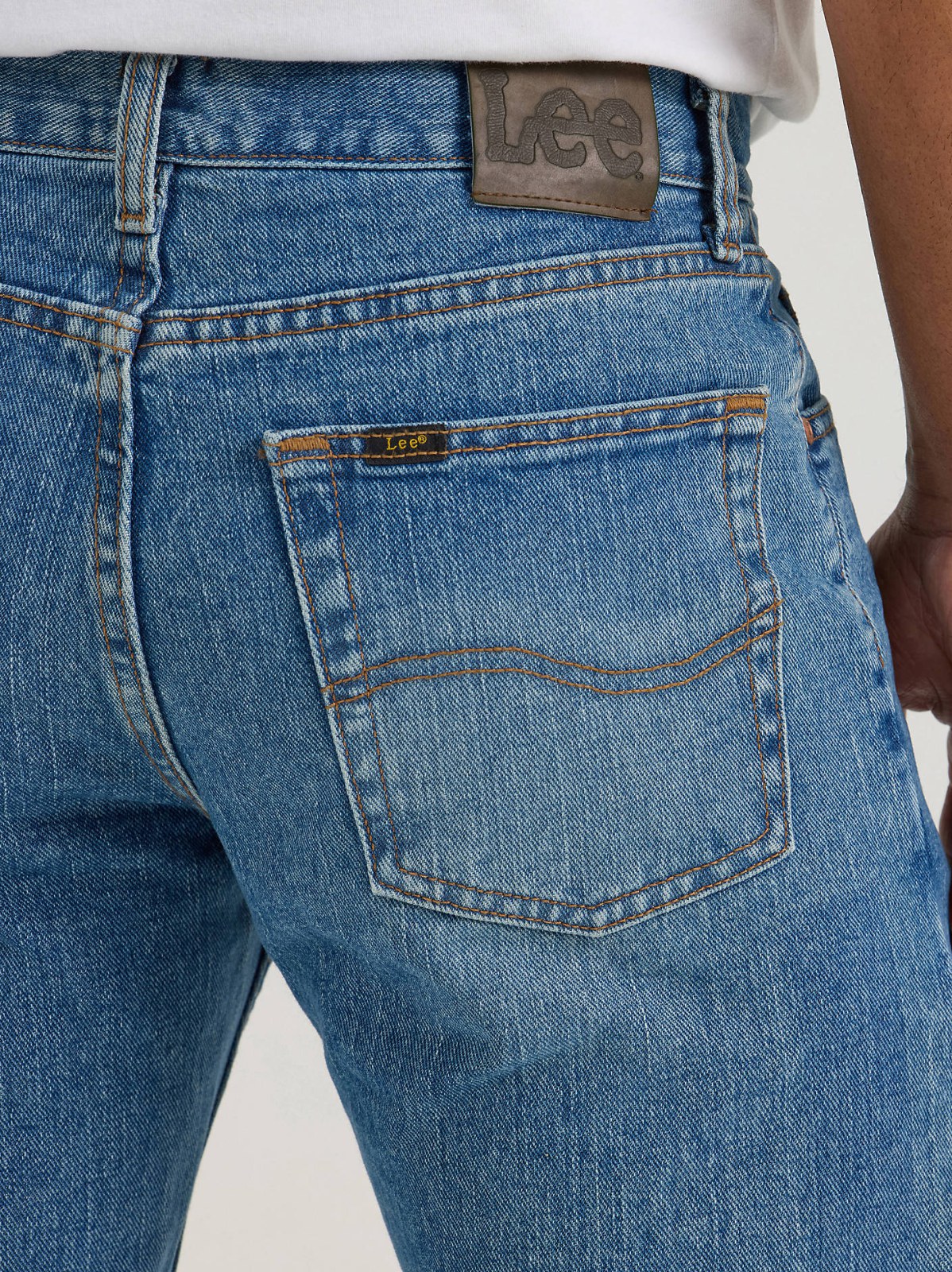 Men's 100% Cotton Regular Fit Straight Leg Heavyweight Jean - view 5