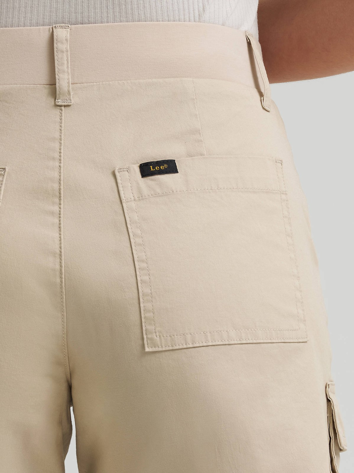 Women's Ultra Lux Comfort with Flex-to-Go Relaxed Fit Cargo Short - view 5