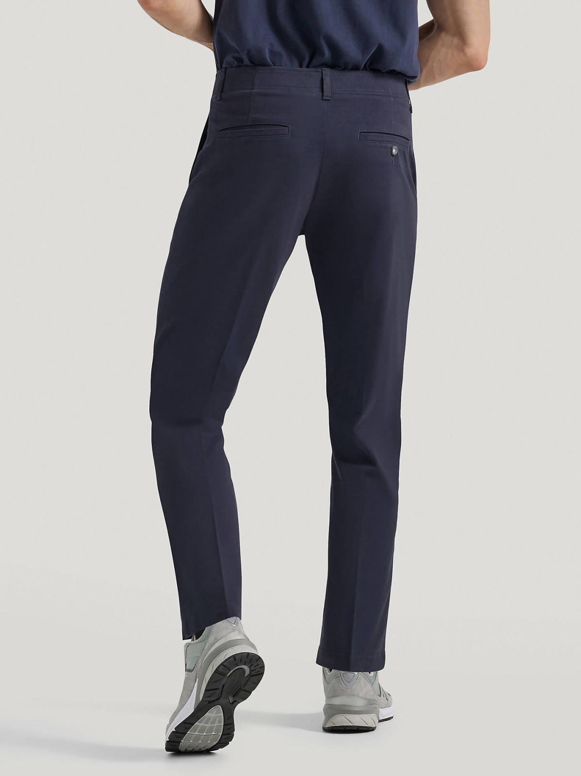 Men's Extreme Motion Relaxed Fit Khaki Pant - view 3