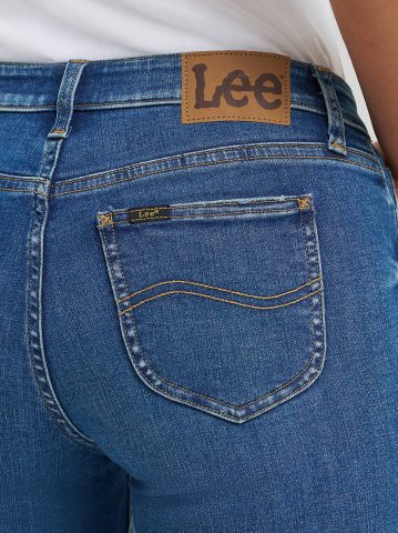 Women's Legendary Regular Bootcut Jean