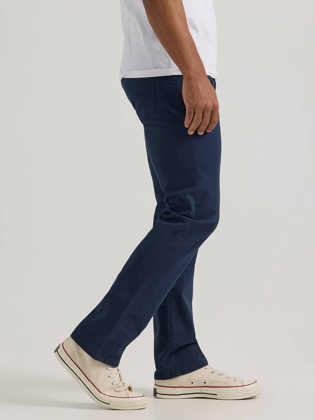 Men's Extreme Motion Slim Straight Twill Jean - view 4