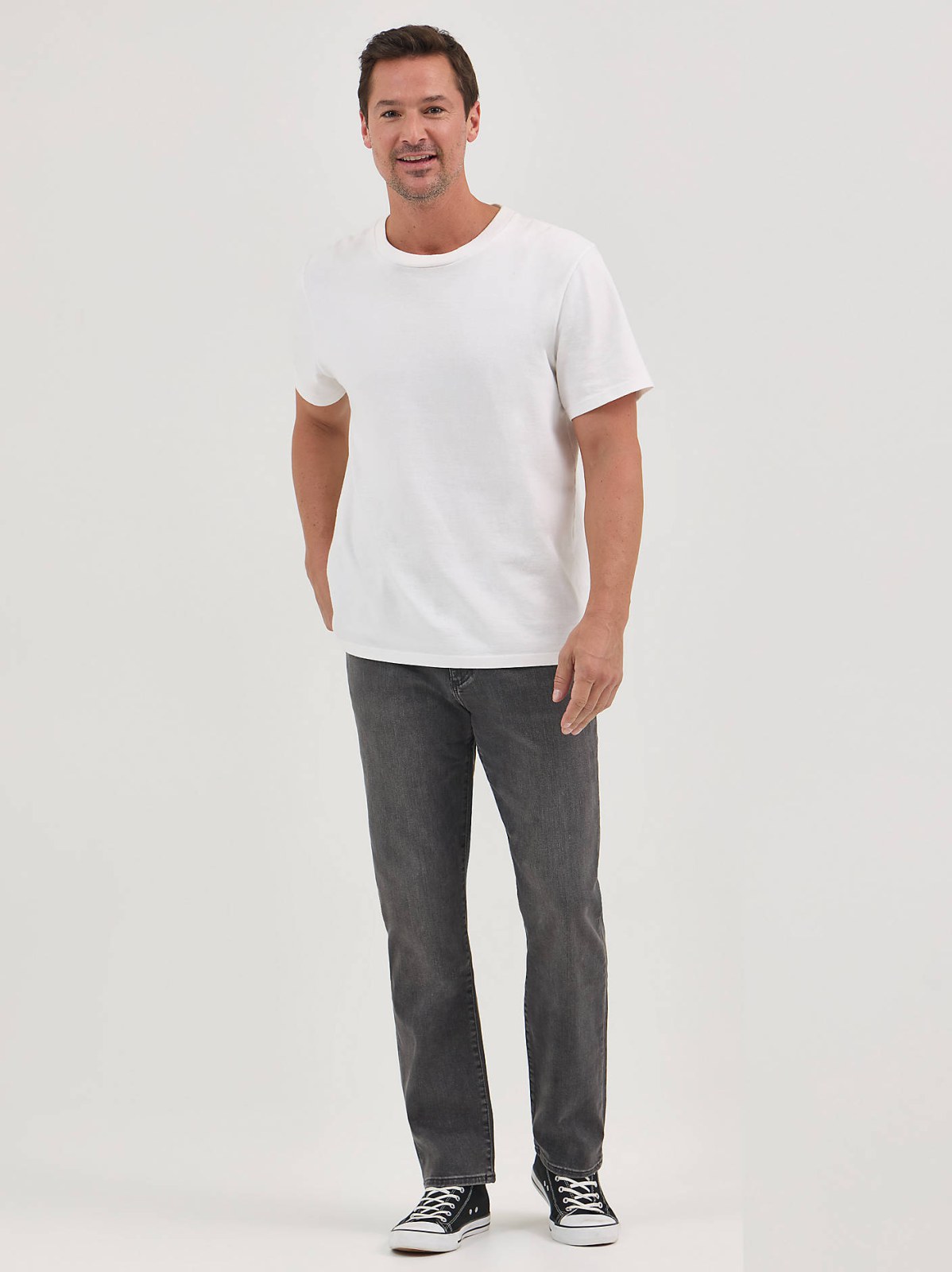 Men's Extreme Motion MVP Relaxed Straight Jean
