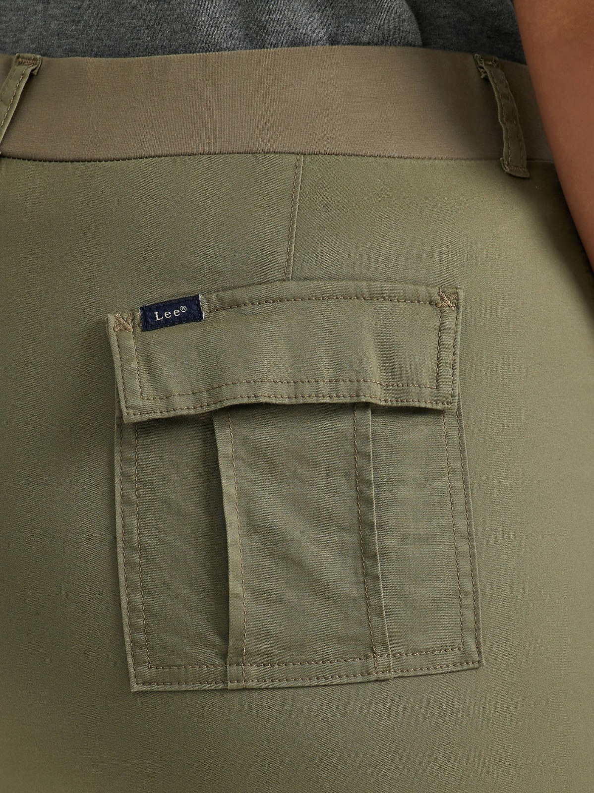 Women's Ultra Lux Comfort with Flex-To-Go Relaxed Fit Cargo Capri (Plus) - view 5