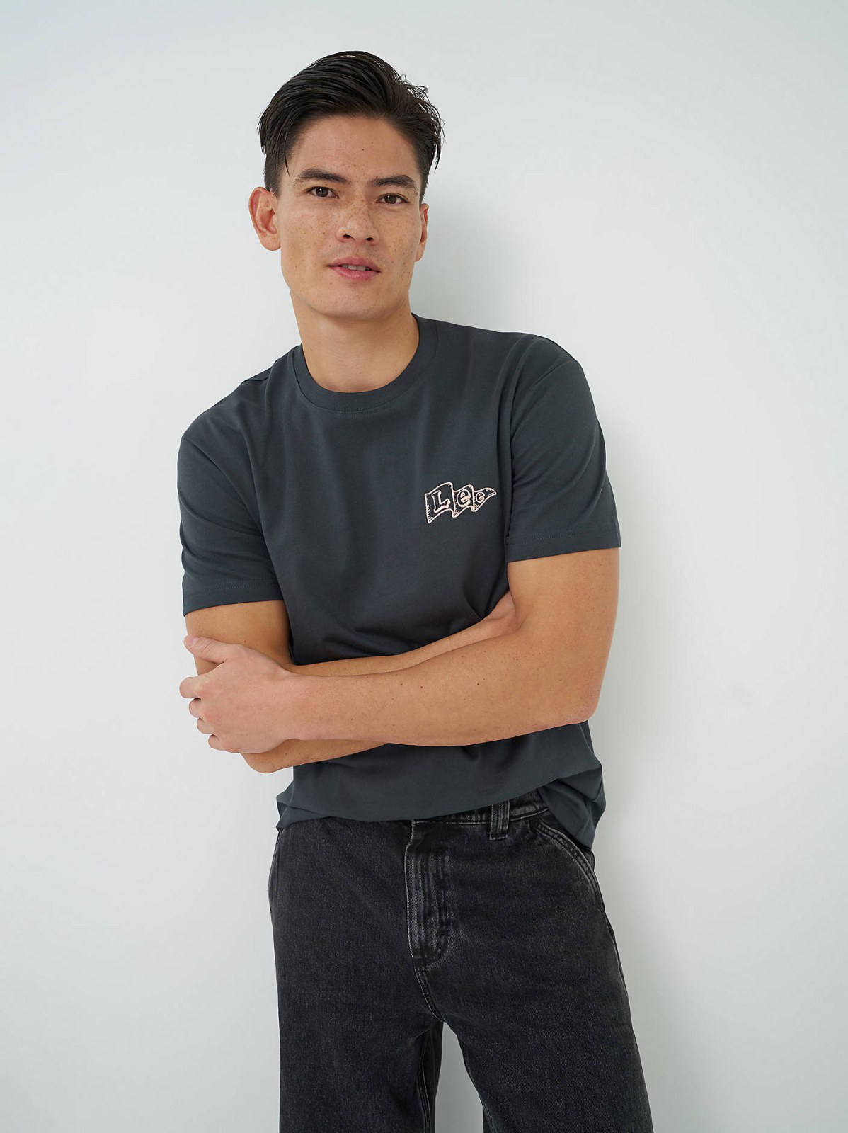 Men's Pennant Logo Tee - view 3