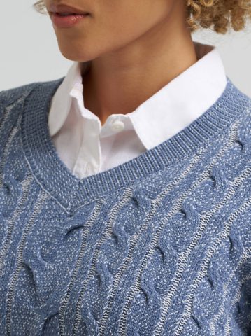 Women's V-Neck Plaited Sweater