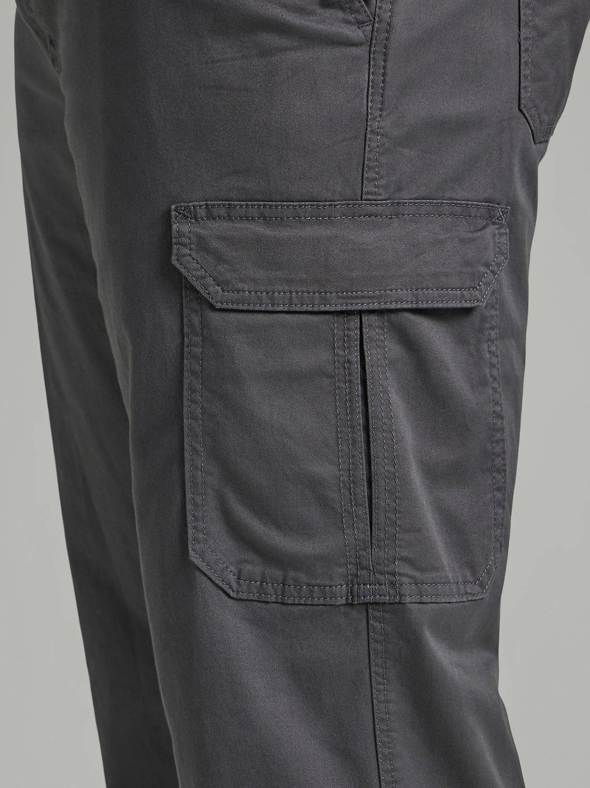 Men's Extreme Motion Twill Cargo Pant (Big & Tall) - view 6