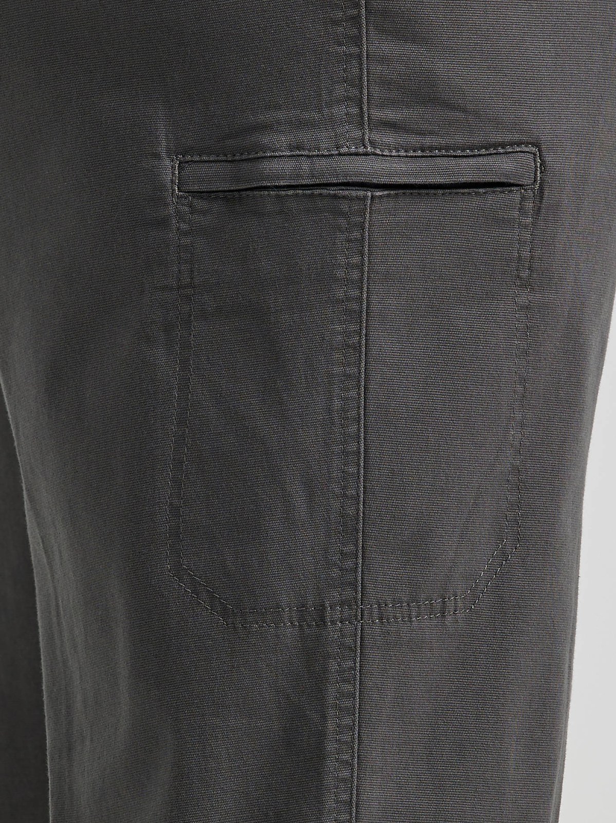 Men's Extreme Motion Straight Fit Cargo Pant (Big & Tall) - view 6