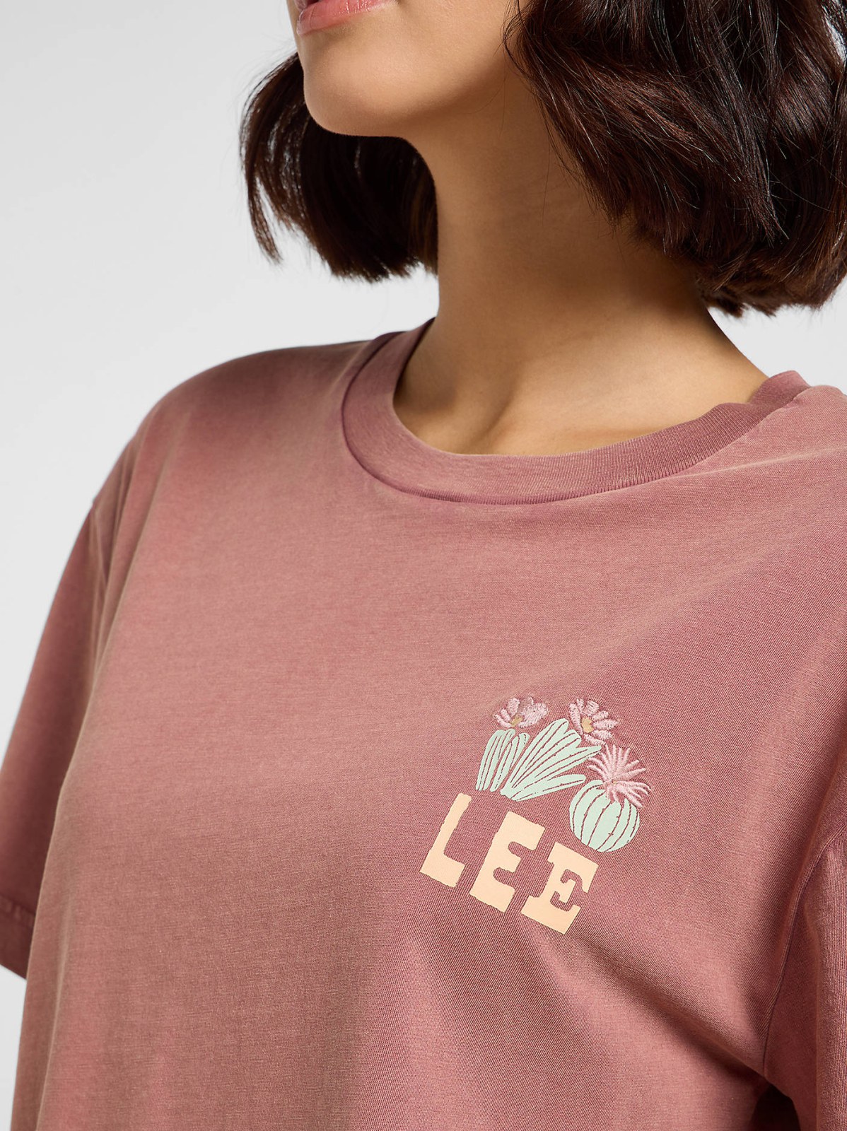 Women's Vintage Logo Tee - view 4