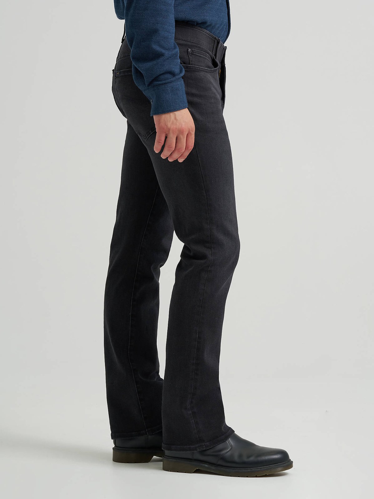 Men's Extreme Motion Slim Bootcut Jean - view 4