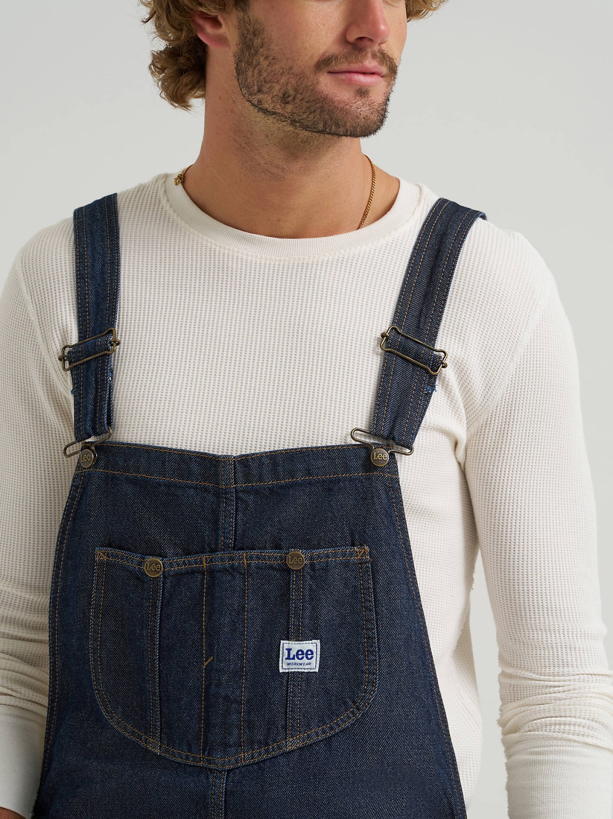 Men's Heritage Relaxed Fit Carpenter Bib Overall - view 4