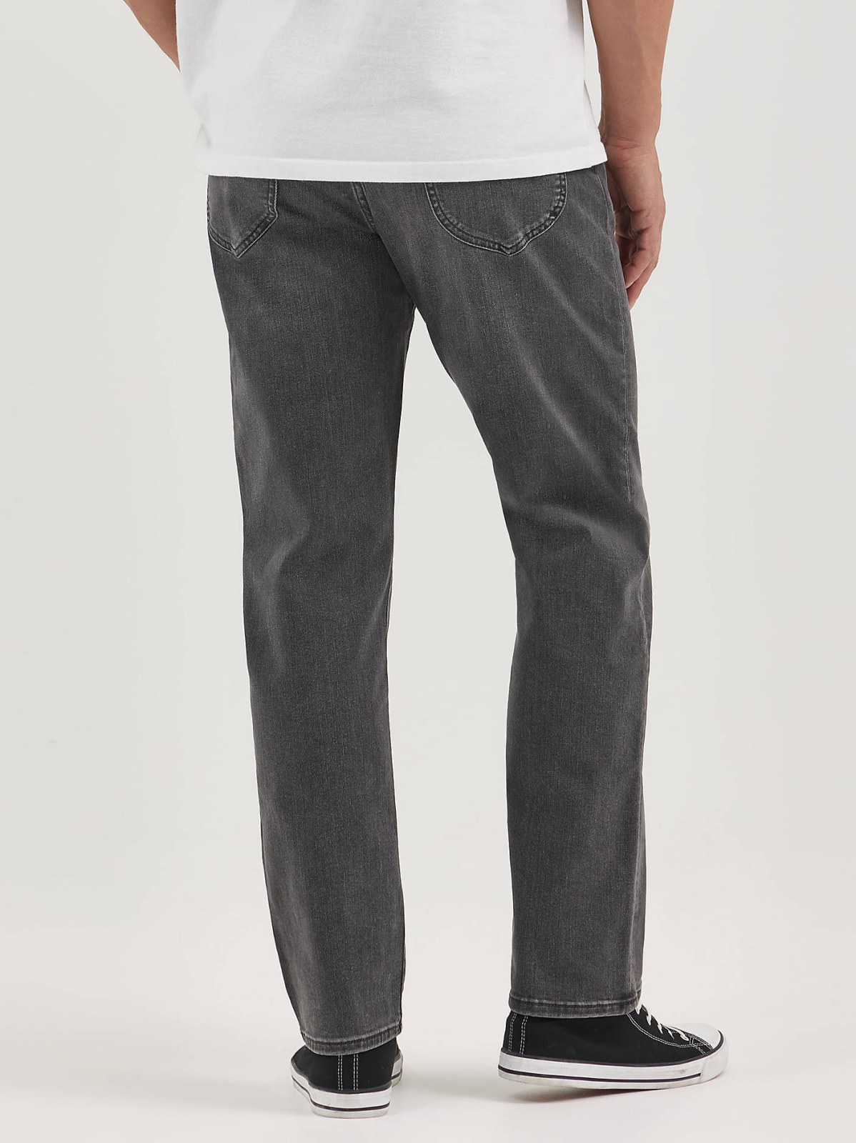 Men's Extreme Motion MVP Relaxed Straight Jean - view 3