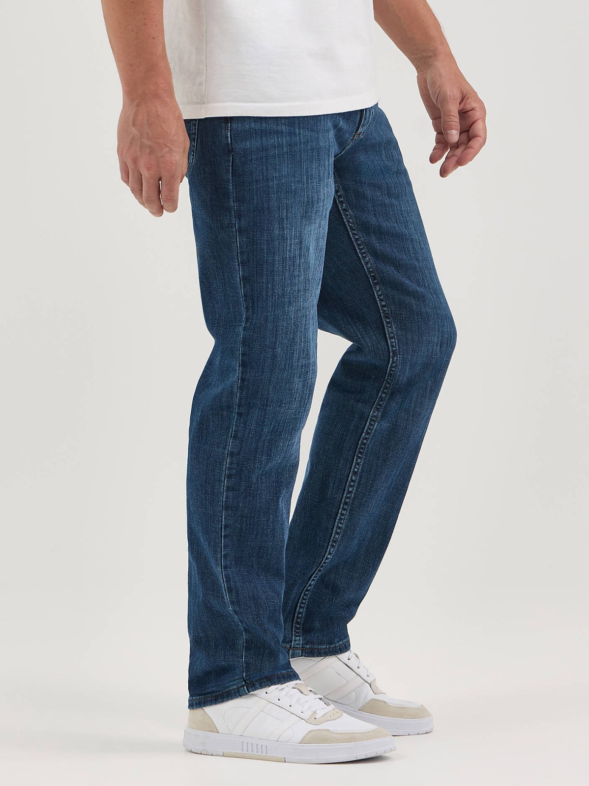 Men's Legendary Relaxed Straight Jean - view 4